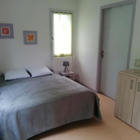 Chez Gabrielle - Vallee De Lesponne Han/Misafirhane Beaudéan